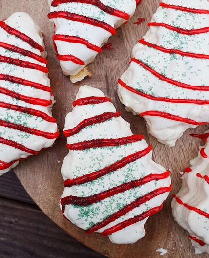 Homemade Little Debbie Christmas Tree Cakes