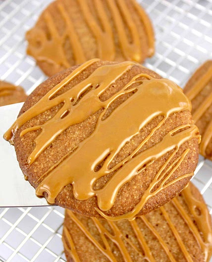 Keto Salted Caramel Cookies