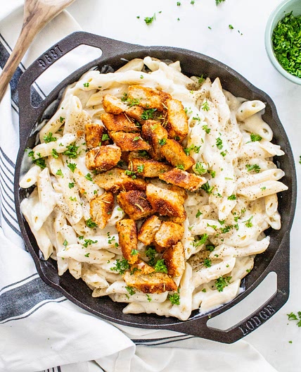 Vegan Chicken Alfredo Pasta