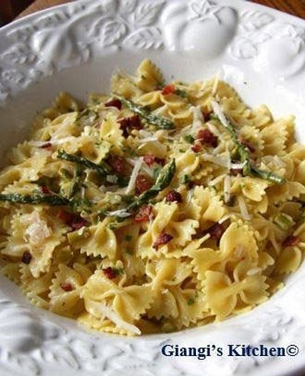 Asparagus and Saffron Farfalle Pasta