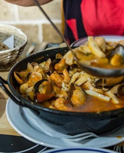 Zarzuela de Mariscos (Spanish Seafood Stew)