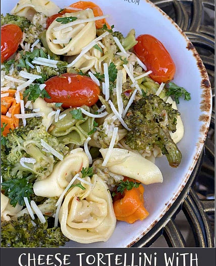 Cheese Tortellini with Broccoli & Tomatoes