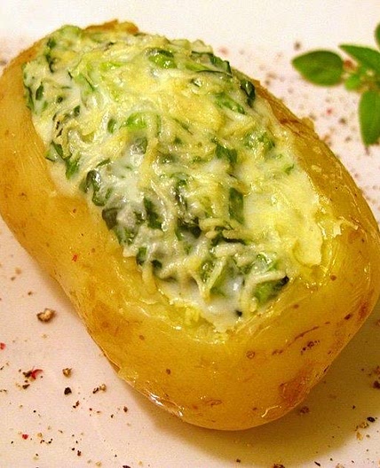 Receita de Batata recheada com queijo e espinafre