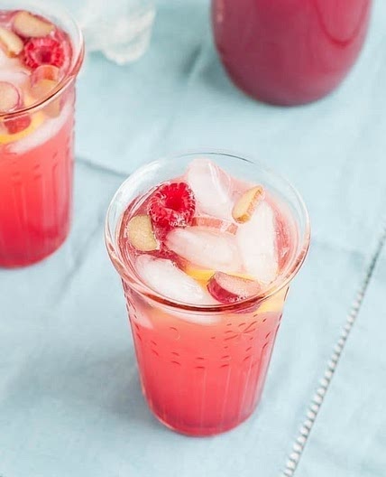 Sparkling Rhubarb Raspberry Lemonade