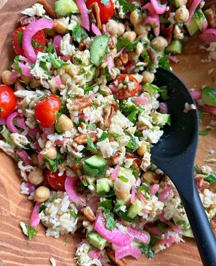 Viral Tuna Chickpea Cucumber and Parsley Salad