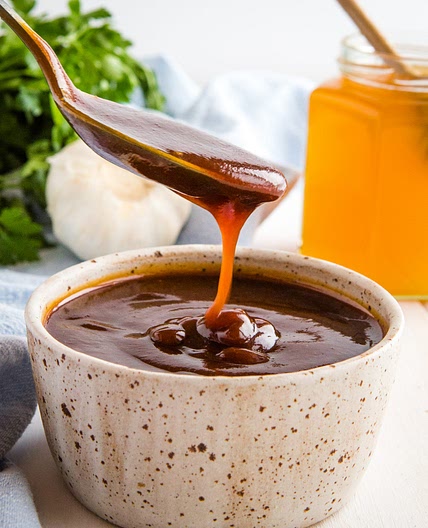 Homemade Honey Garlic Barbecue Sauce