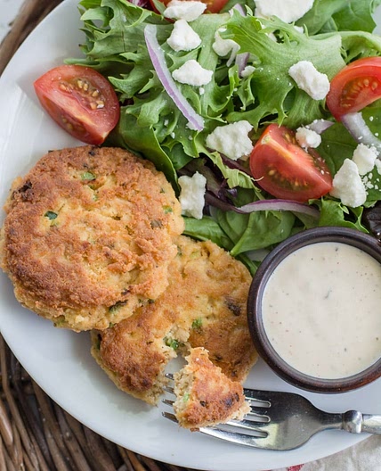 Crispy Keto Salmon Patties Recipe