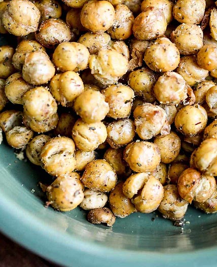 Crispy Air Fryer Chickpeas