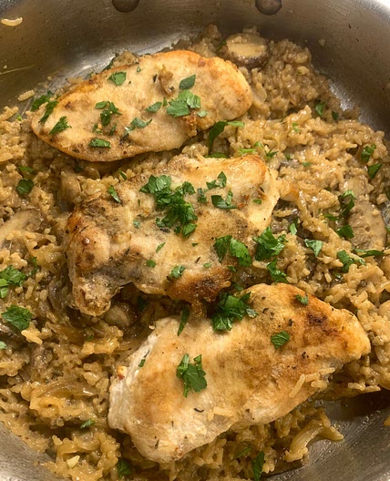 One Pan Chicken and Rice with Mushrooms