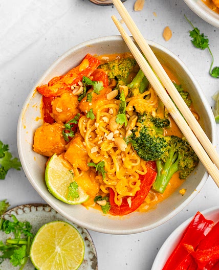 Creamy Thai Red Curry Noodles