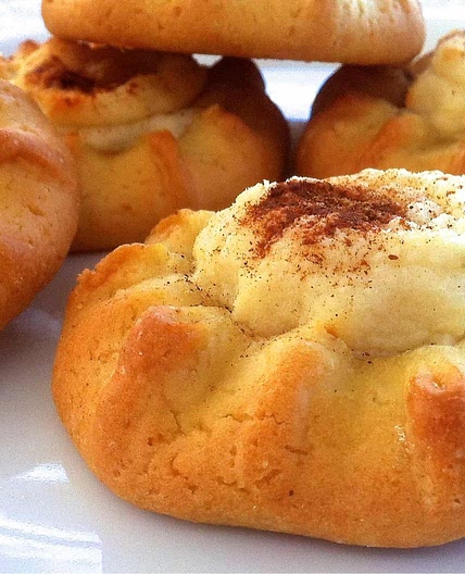 Cretan Sweet Cheese Pastries Recipe (Kalitsounia)