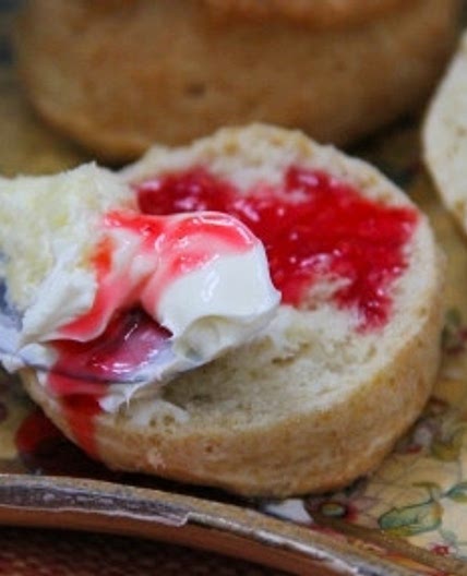 Scones and Cheat's Raspberry Jam