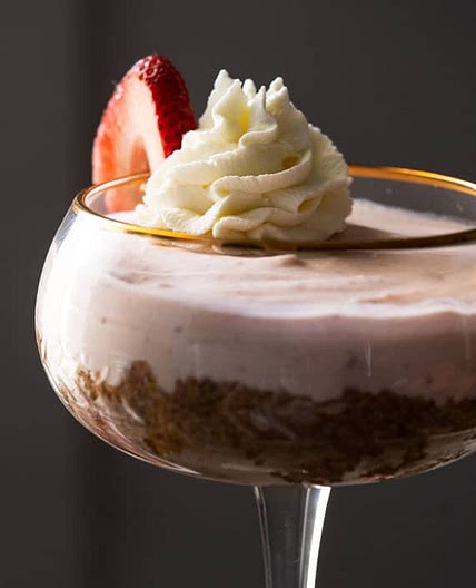 (No-Bake!) Keto Strawberry Cheesecake