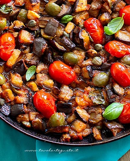 Caponata: la Ricetta originale della Caponata siciliana (facile e veloce)