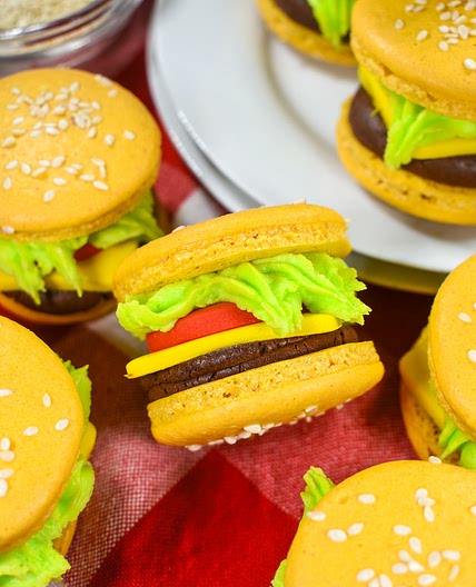 Cheese Burger Macarons