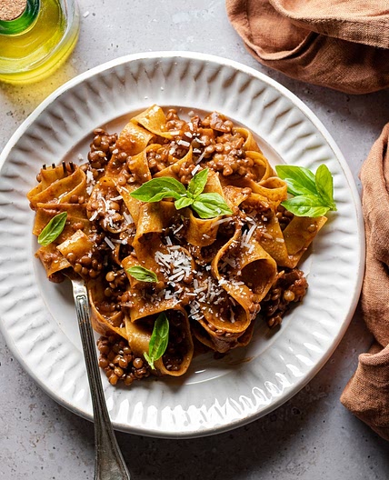 PAPPARDELLE AL RAGÙ DI LENTICCHIE