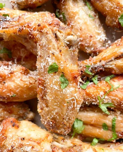 Garlic parmesan chicken wings Recipe