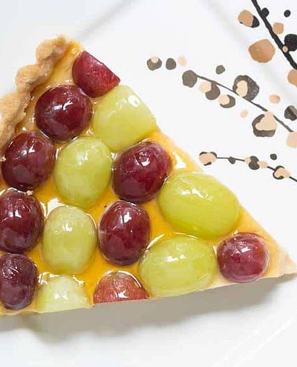 FODMAP IT!™ Fresh Grape Tart with Brown Sugar & Sour Cream Custard