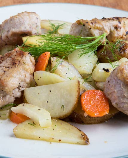 Pan Seared Pork Tenderloin with Apples and Potatoes