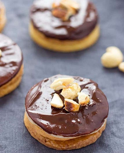 Hausfreunde With Marzipan (Friend Of The House Cookie)