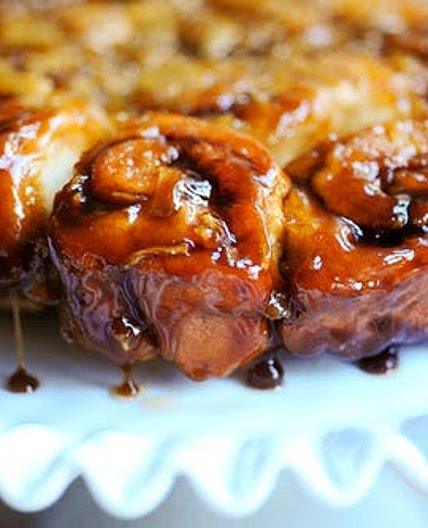 Caramel Apple Sticky Buns
