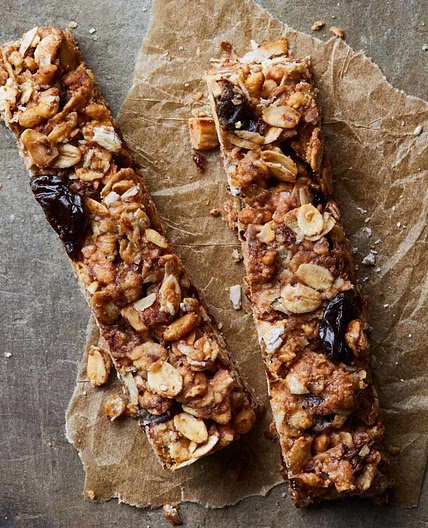 Cherry-Chocolate Chip Granola Bars