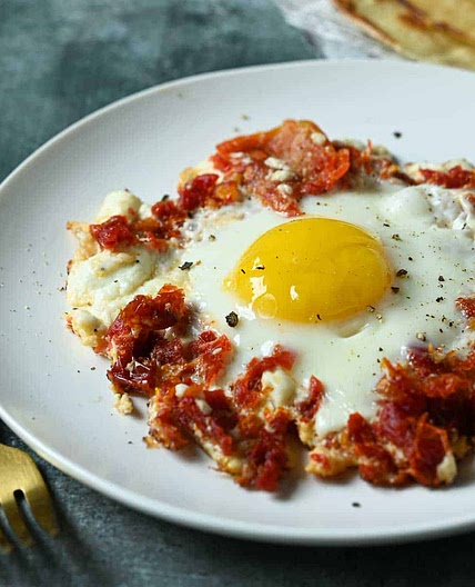 Sun Dried Tomato and Feta Fried Eggs