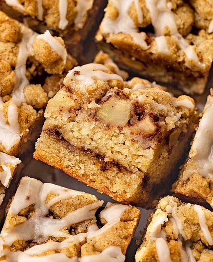 Vegan Apple Coffee Cake