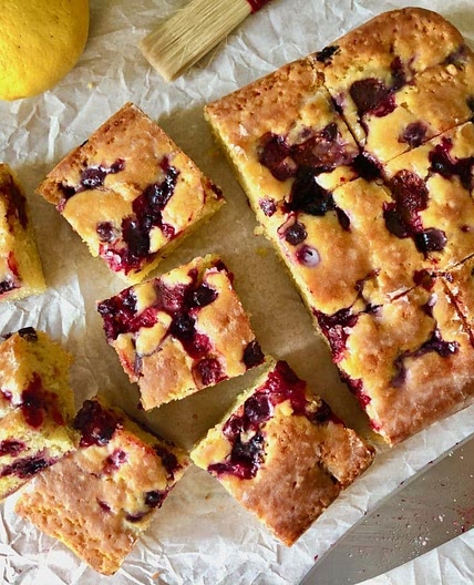 Berry Yoghurt Cake with Lemon Glaze