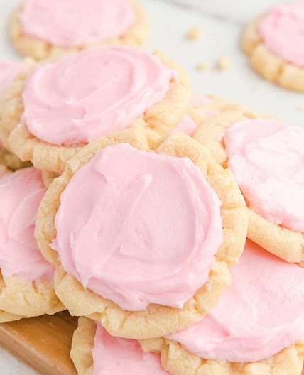 Crumbl Sugar Cookies Easy Copycat Recipe