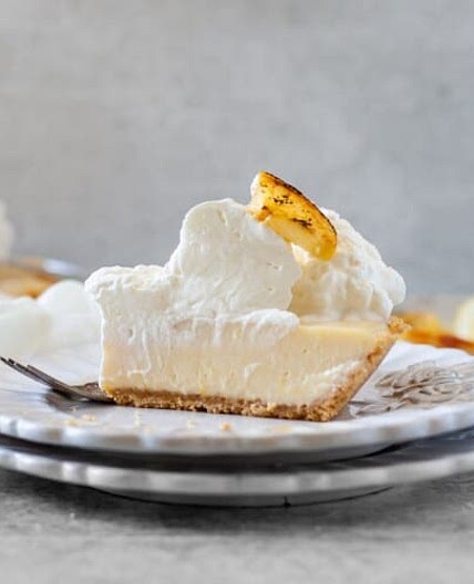 Old fashioned lemon pie