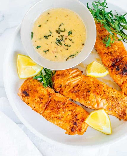 Pan Seared Salmon With White Wine Sauce