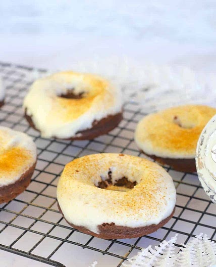 Keto Gingerbread Donuts with Cream Cheese Icing