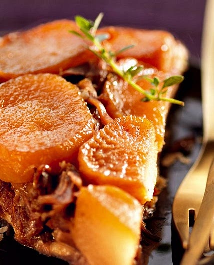 Tarte tatin de confit de canard et de petits navets (Jour de l’an 2020)