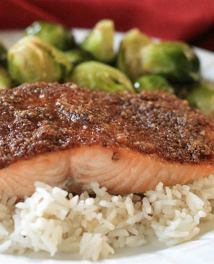 Paleo Pecan-Maple Salmon