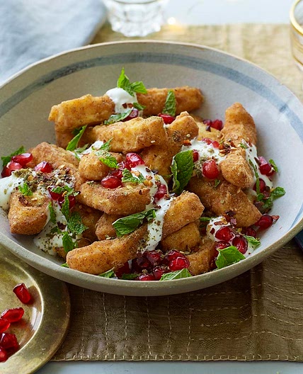 Chunky halloumi chips