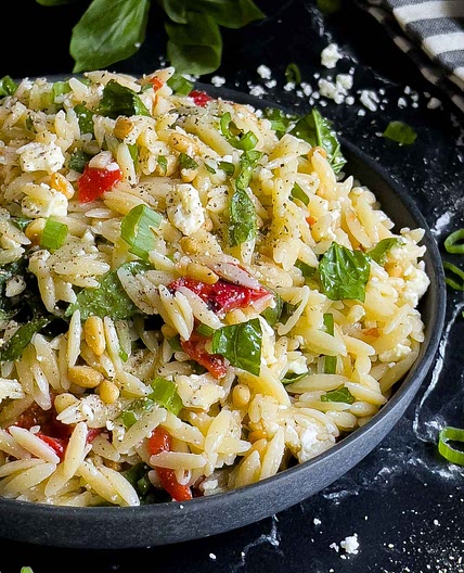 Spinach and Feta Orzo Salad