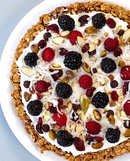 Healthy No Bake Granola Breakfast Pie