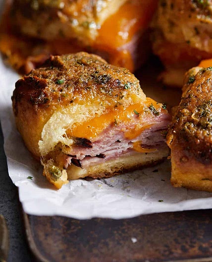 Easy Hawaiian Roll Sliders