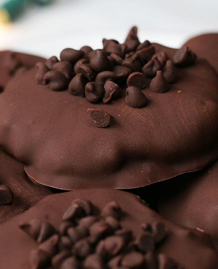 No-Bake Mint Chip Cookies Recipe by Tasty