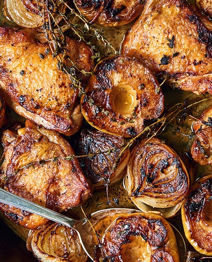 Cider-Braised Chicken With Apples, Onions & Thyme