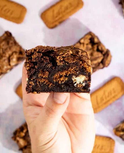 Easy Swirled Lotus Biscoff Brownies Recipe