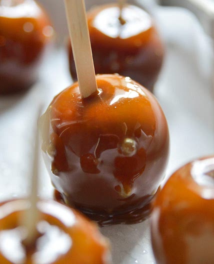 Toffee apples
