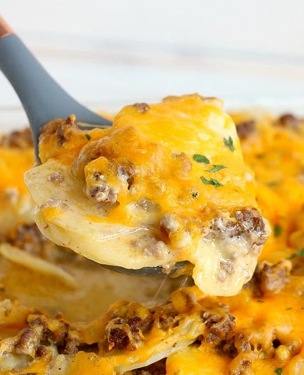 Ground Beef Casserole with Potatoes
