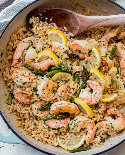 Garlicky Orzo Shrimp Scampi with Asparagus