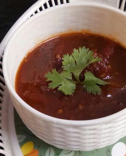 मसाला टमाटर-गुड़ चटनी (masala tamatar gur chutney recipe in Hindi)