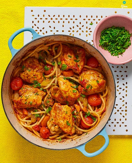 Baked Spaghetti with Chicken | Slimming & Weight Watchers Friendly