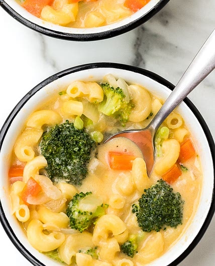 Macaroni and Cheese Soup with Broccoli