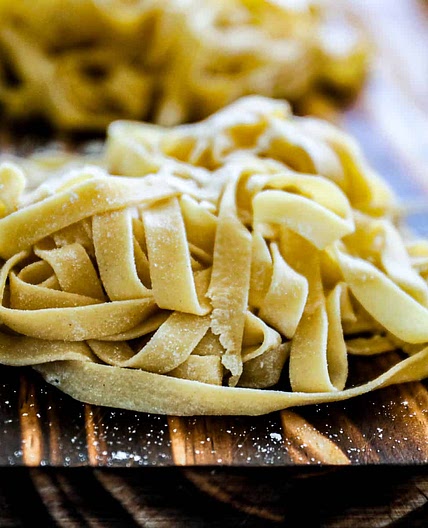 Homemade Pasta Recipe (Fettuccine, Linguine, Spaghetti) | Sip Bite Go