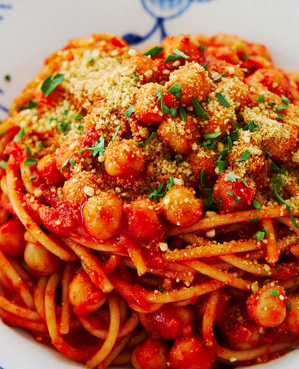 BEST Chickpea Spaghetti